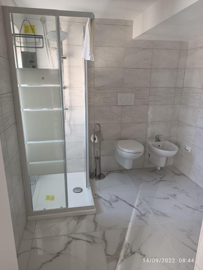 Di Fronzo Guest House T Triggiano Exterior foto